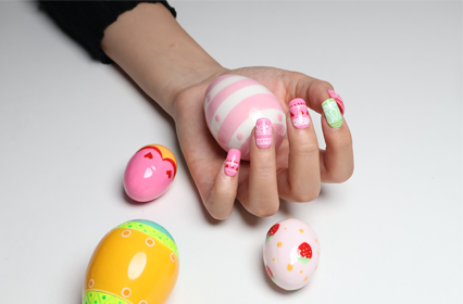 gel nail polish manicure