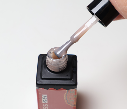 gel nail varnish