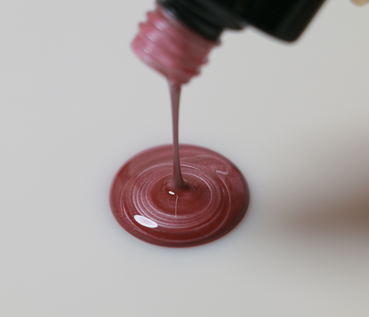 cat eye gel nail polish