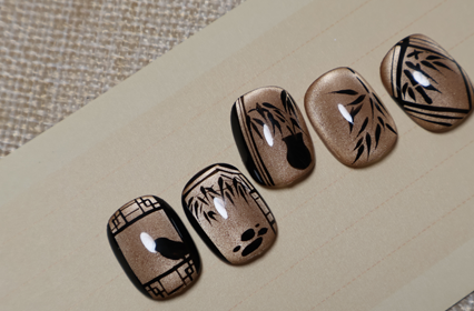 cat eye nail varnish