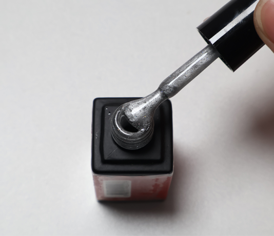 gel cat eye polish